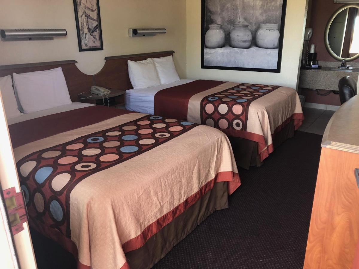 Oyo Hotel Eloy Az I-10 Buitenkant foto