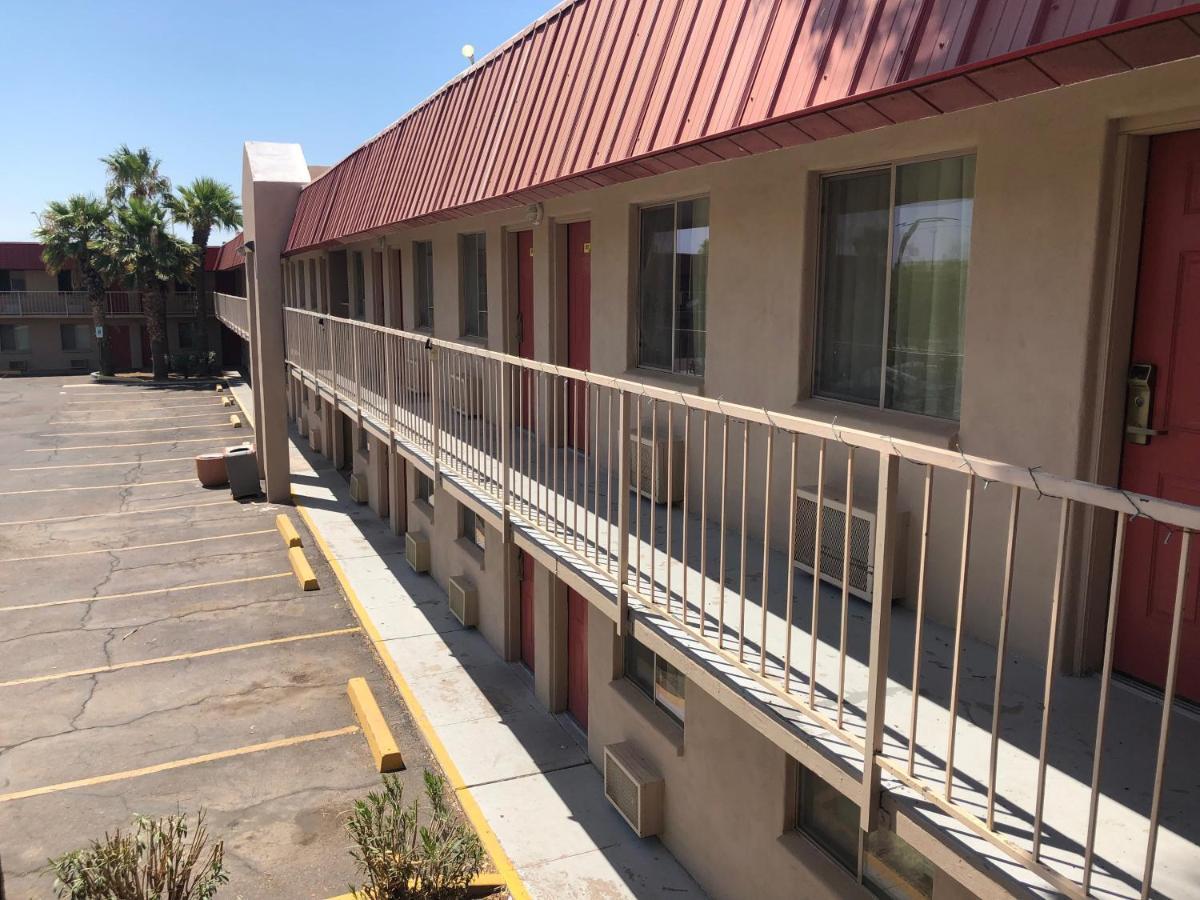 Oyo Hotel Eloy Az I-10 Buitenkant foto
