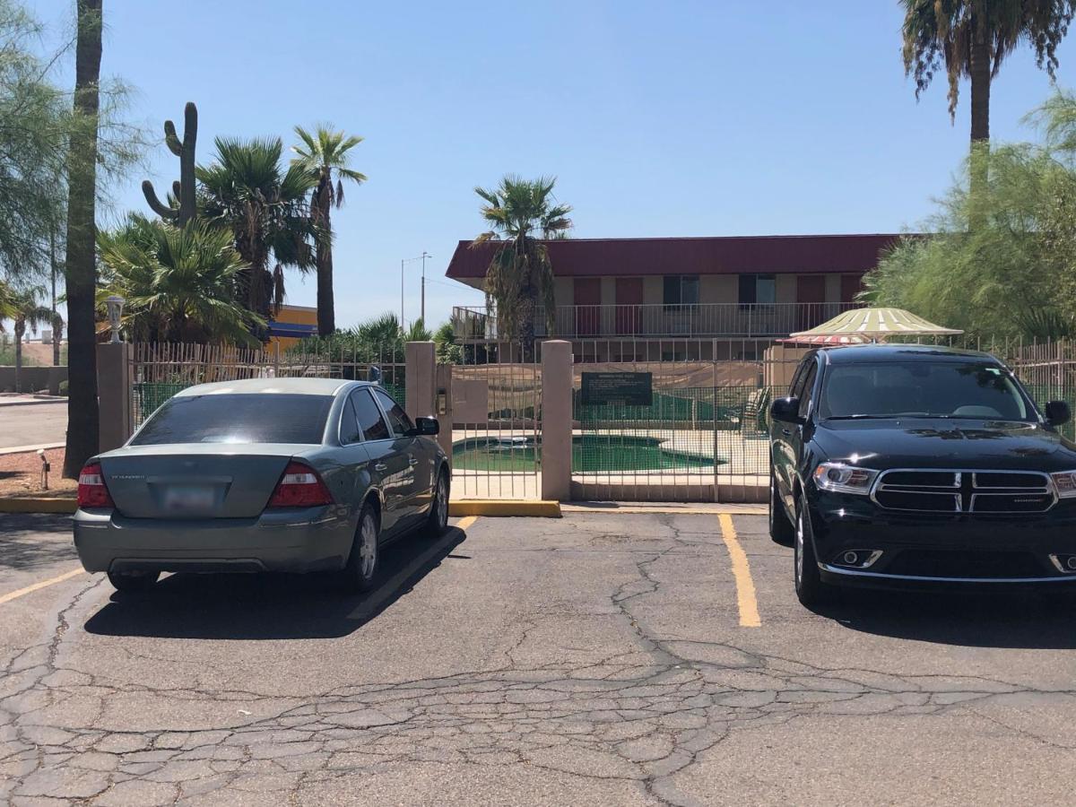 Oyo Hotel Eloy Az I-10 Buitenkant foto